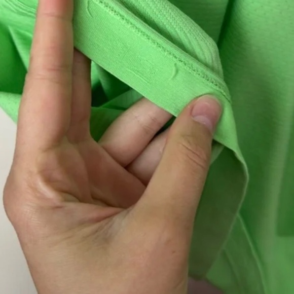 Lululemon run: swiftly tech racer back top size 12 - Picture 6 of 6